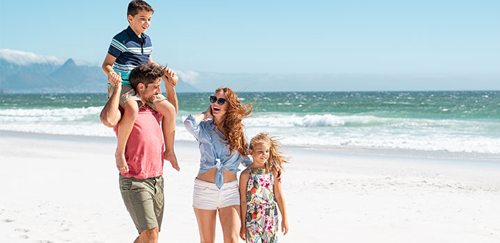 Familie am Strand